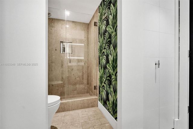 1800 NE 114th St 1007, Miami, FL 33181