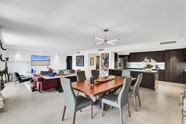 1800 NE 114th St 1007, Miami, FL 33181