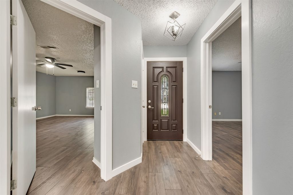 2203 Placid Drive, Carrollton, TX 75007 — photo 3