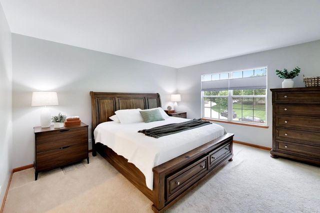 2647 Granite Court, Crystal Lake, IL 60012
