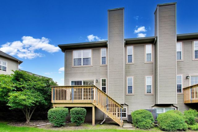 2647 Granite Court, Crystal Lake, IL 60012