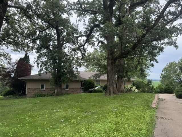 428 Overlook Court, Geneseo, IL 61254