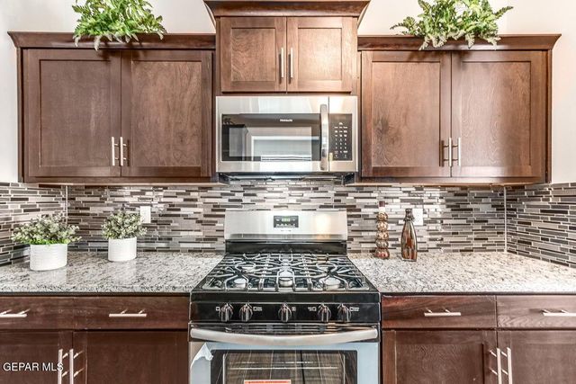 360 Moreland Drive, Clint, TX 79836