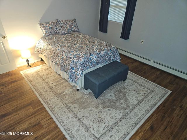 11 Margarita Street, Toms River, NJ 08757