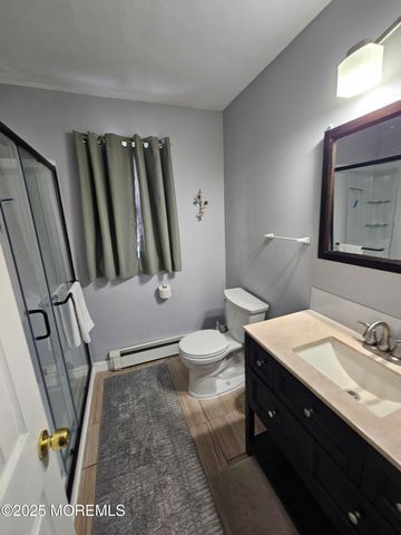 11 Margarita Street, Toms River, NJ 08757