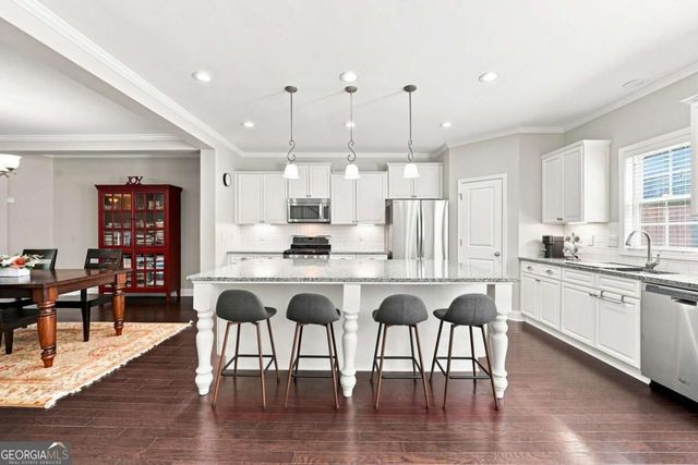 7603 Lowery Oak Drive, Roswell, GA 30075