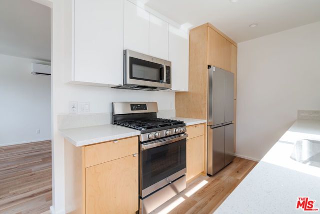 1318 S Ogden Drive 4, Los Angeles, CA 90019