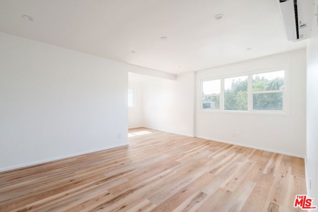 1318 S Ogden Drive 4, Los Angeles, CA 90019