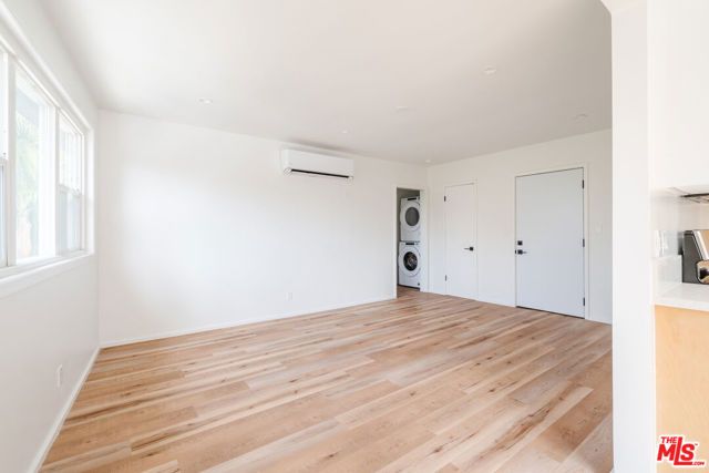 1318 S Ogden Drive 4, Los Angeles, CA 90019