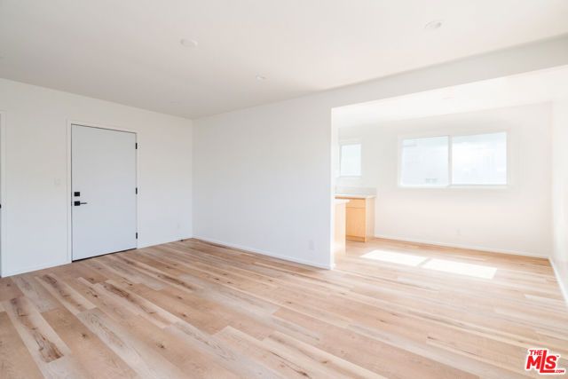 1318 S Ogden Drive 4, Los Angeles, CA 90019