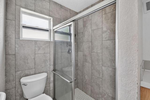 2109 NE 1st Street, Boynton Beach, FL 33435