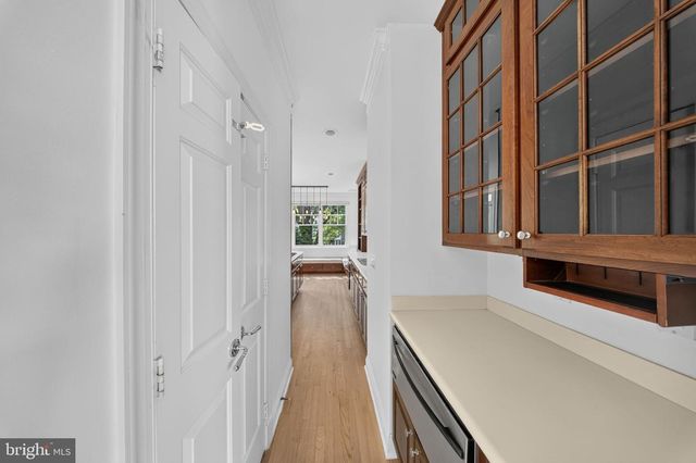 5000 MACARTHUR CT NW, Washington, DC 20016