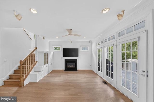 5000 MACARTHUR CT NW, Washington, DC 20016