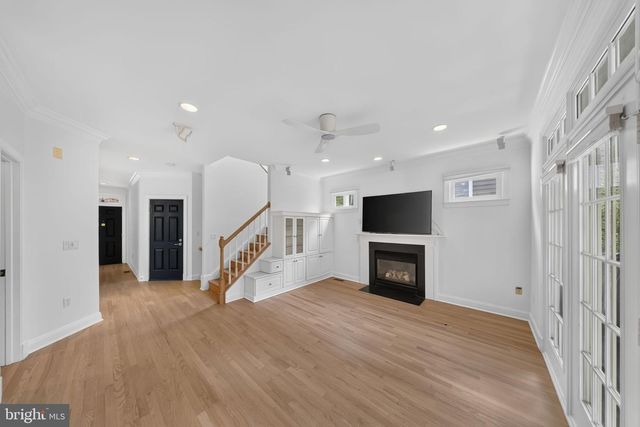 5000 MACARTHUR CT NW, Washington, DC 20016