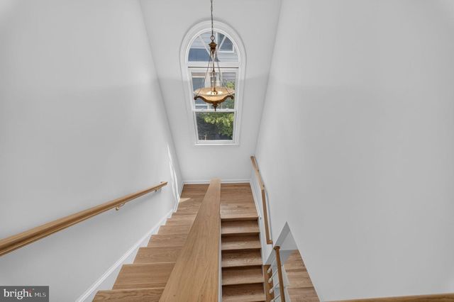 5000 MACARTHUR CT NW, Washington, DC 20016