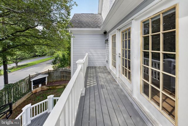 5000 MACARTHUR CT NW, Washington, DC 20016
