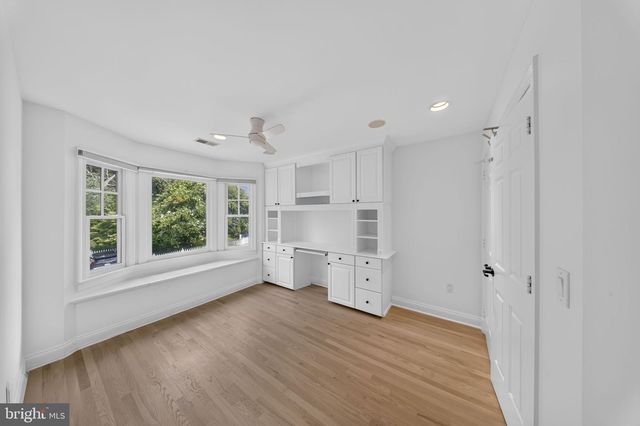 5000 MACARTHUR CT NW, Washington, DC 20016