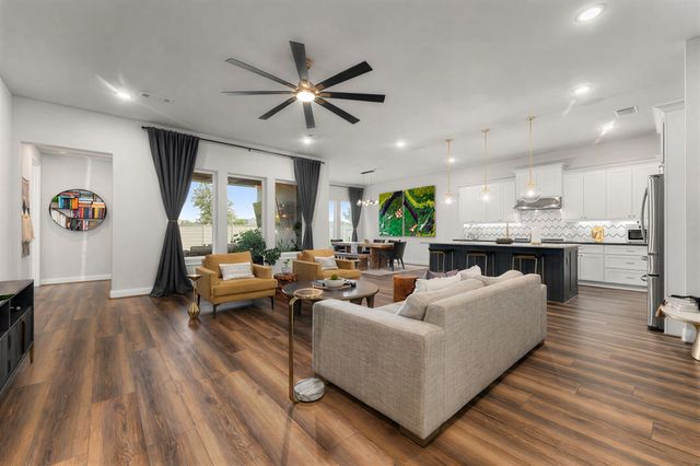 4711 Arbor Hollow Drive, Manvel, TX 77578