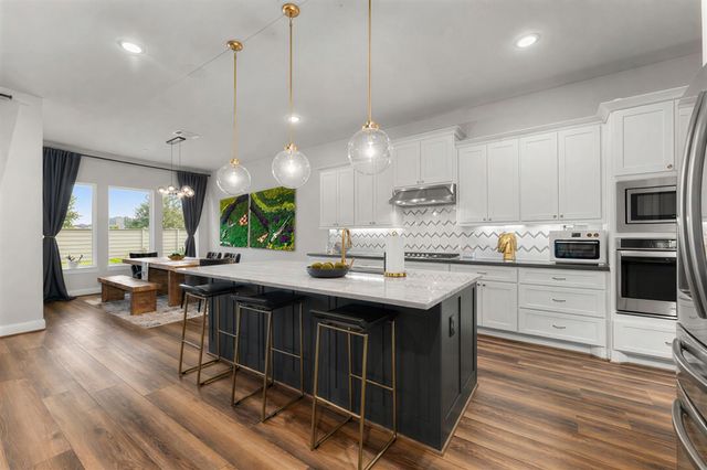 4711 Arbor Hollow Drive, Manvel, TX 77578