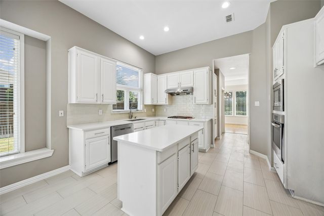 5713 Charleston Drive, Frisco, TX 75035
