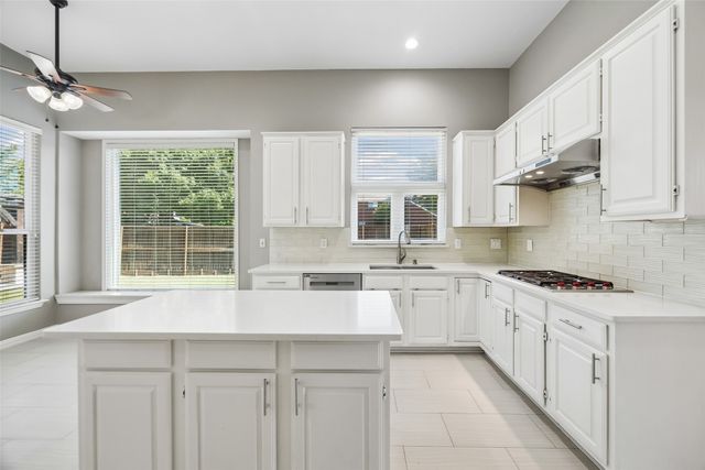5713 Charleston Drive, Frisco, TX 75035