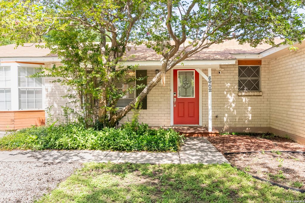 8402 Cimarron Dr., San Antonio, TX 78218
