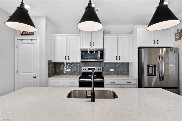 5351 Becks Church Road, Winston-salem, NC 27106