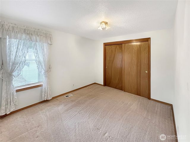 5812 NE 84th Avenue, Vancouver, WA 98662