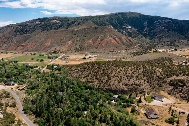 7737 W SAWTOOTH CV, Vernal, UT 84078