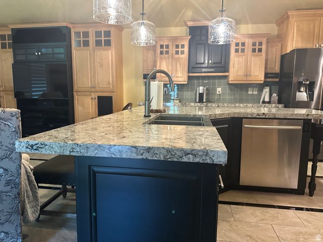 7737 W SAWTOOTH CV, Vernal, UT 84078