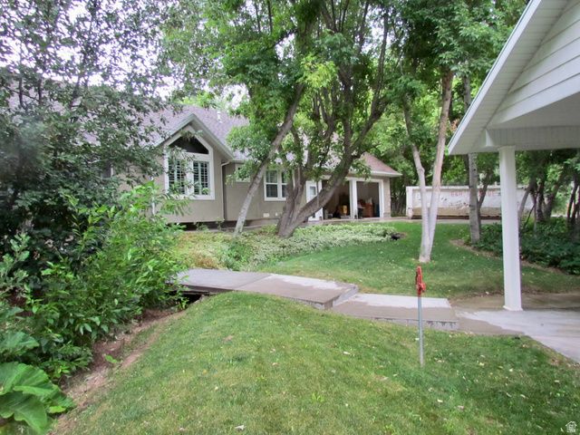 7737 W SAWTOOTH CV, Vernal, UT 84078