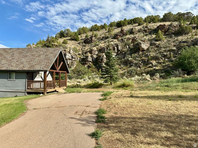 7737 W SAWTOOTH CV, Vernal, UT 84078