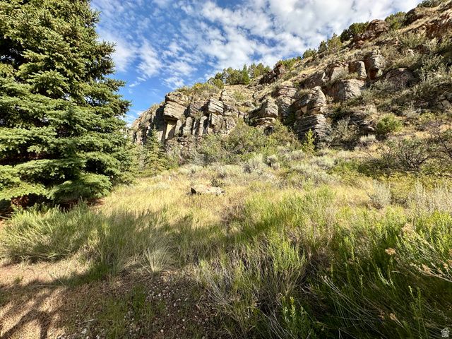 7737 W SAWTOOTH CV, Vernal, UT 84078