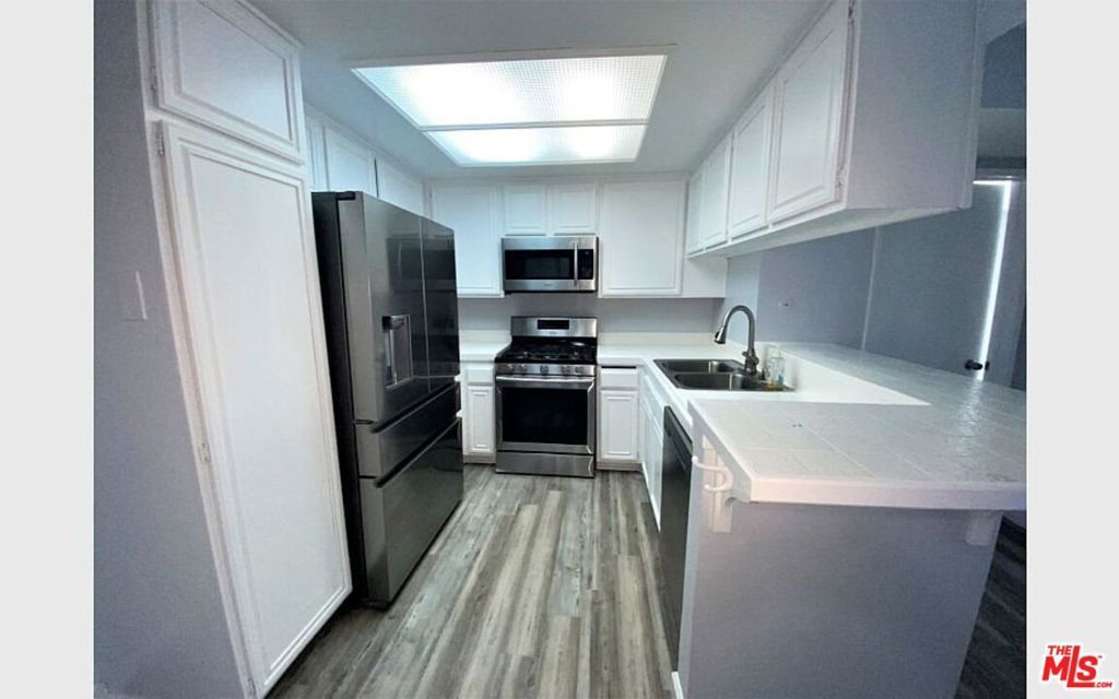 20235 Keswick Street 206, Winnetka, CA 91306 — photo 4