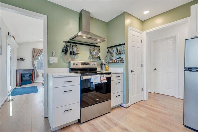 1039 Fosters Knob RD, Blue Ridge, VA 24064