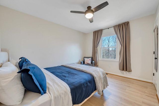 1039 Fosters Knob RD, Blue Ridge, VA 24064