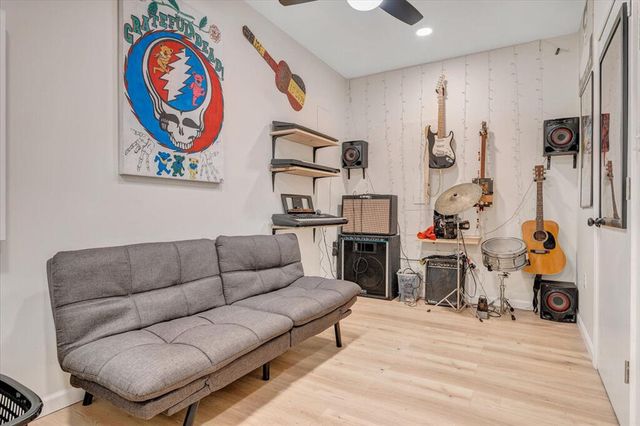 1039 Fosters Knob RD, Blue Ridge, VA 24064