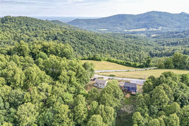 1039 Fosters Knob RD, Blue Ridge, VA 24064