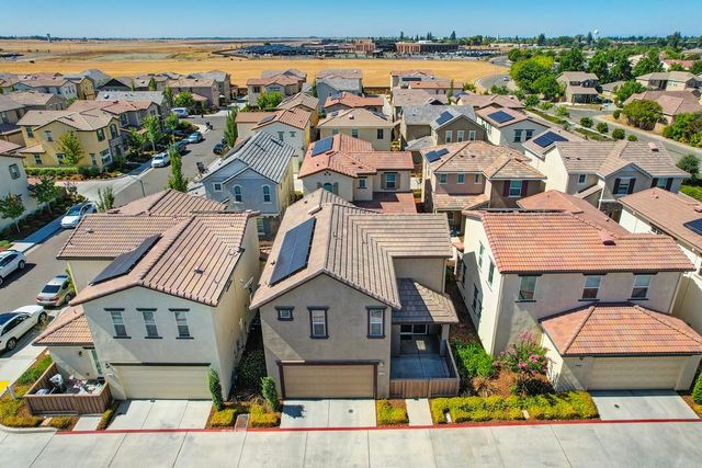 10789 Portico Cir, Rancho Cordova, CA 95670