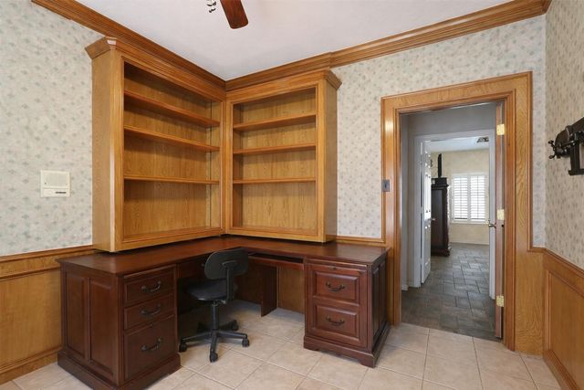 17614 Woodlode Lane, Spring, TX 77379