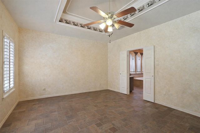 17614 Woodlode Lane, Spring, TX 77379