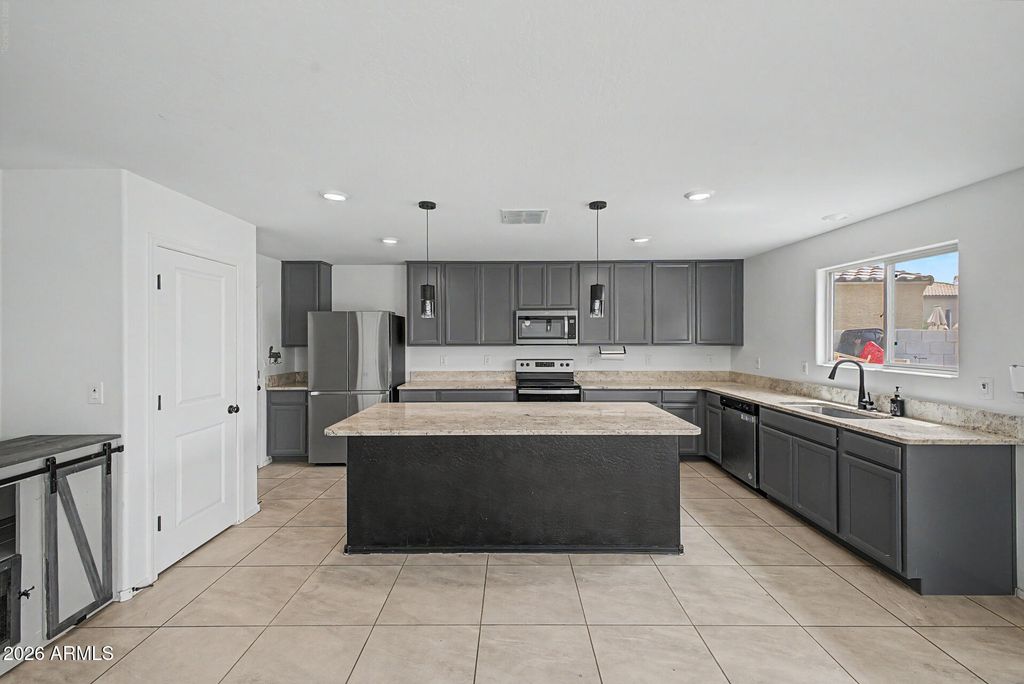 1417 W Pinkley Avenue, Coolidge, AZ 85128 — photo 3