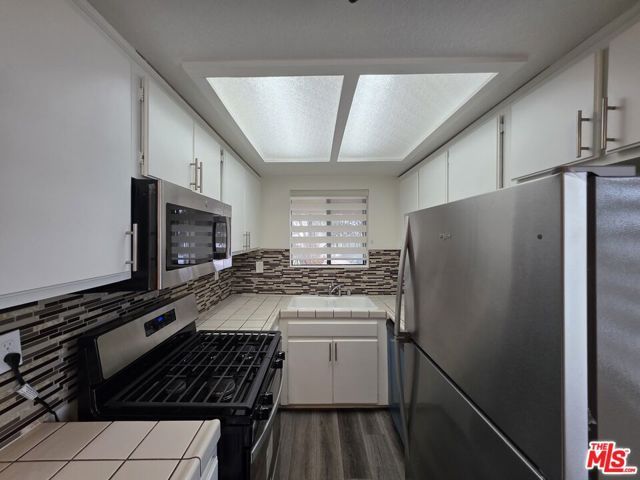 3204 W 139th Street 6, Hawthorne, CA 90250