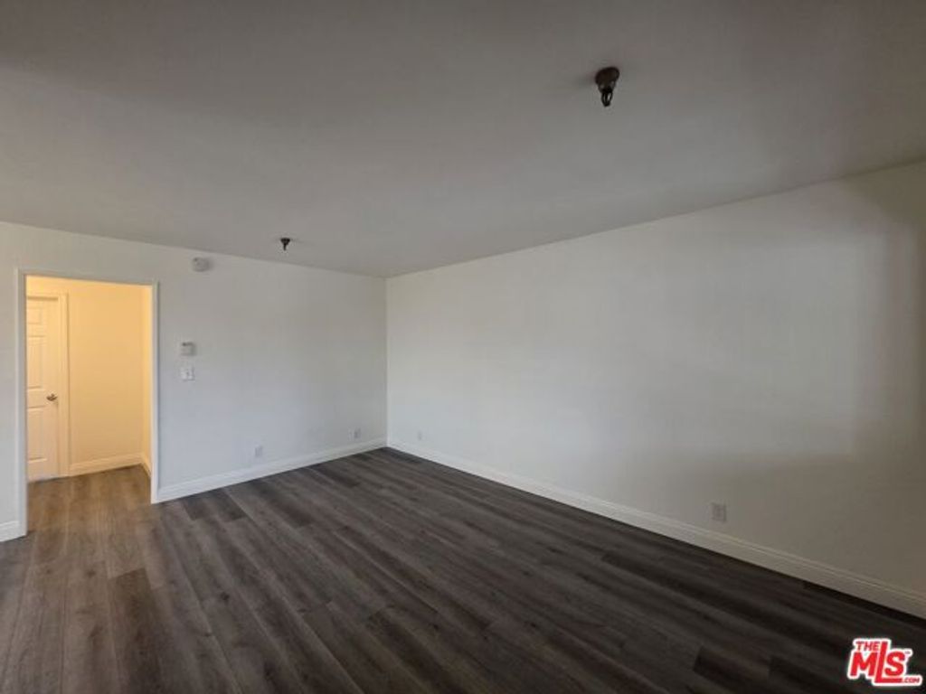 3204 W 139th Street 6, Hawthorne, CA 90250