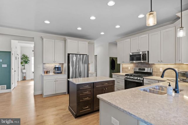 112 KENSINGTON PLACE, Mechanicsburg, PA 17050