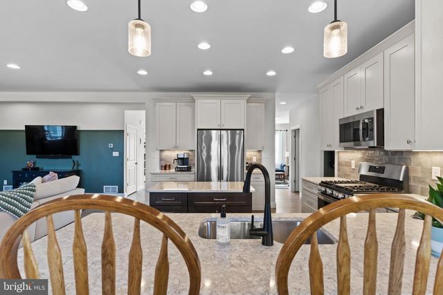 112 KENSINGTON PLACE, Mechanicsburg, PA 17050