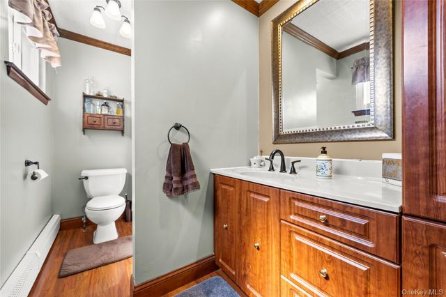 86 Tremont Avenue, Medford, NY 11763