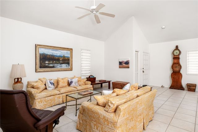 2135 Via Fuentes None 2135, Vero Beach, FL 32963