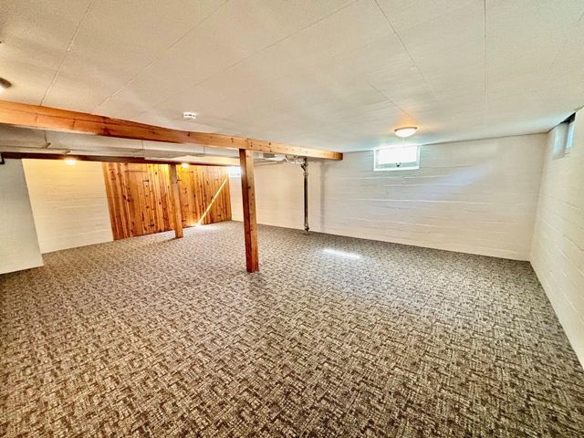 180 Bernard Street E, West Saint Paul, MN 55118