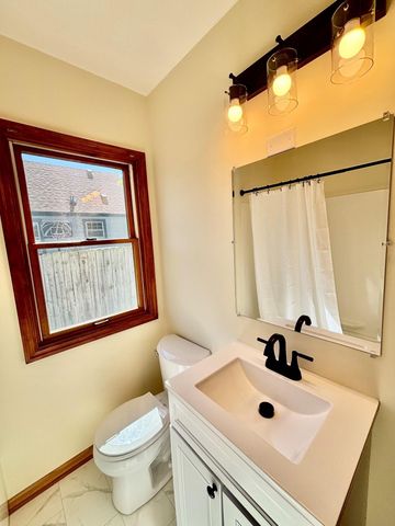 180 Bernard Street E, West Saint Paul, MN 55118